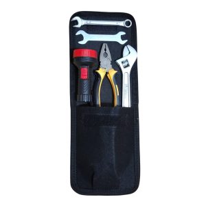 KIT HERRAMIENTA CON ESTUCHE ALFOMBRA + LINTERNA